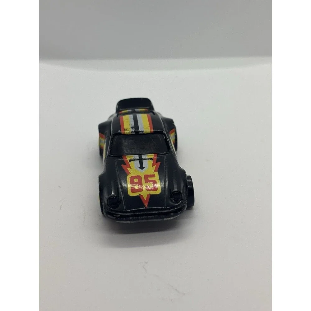 1983 Gold Hub Hot Wheel